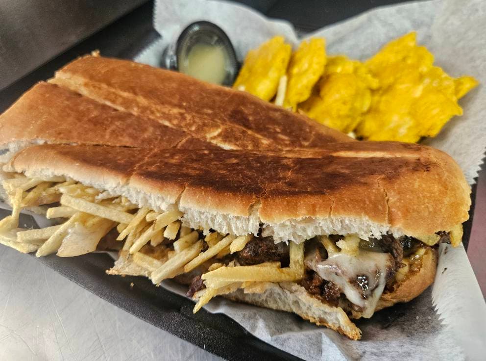 Cuban food from Gringos Cubanos truck